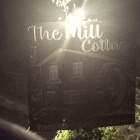 The Mill Cottage Llechryd エクステリア 写真